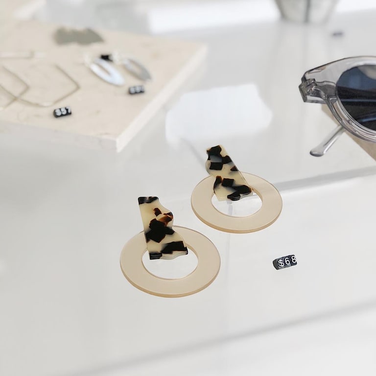 Roam product jewelery 3