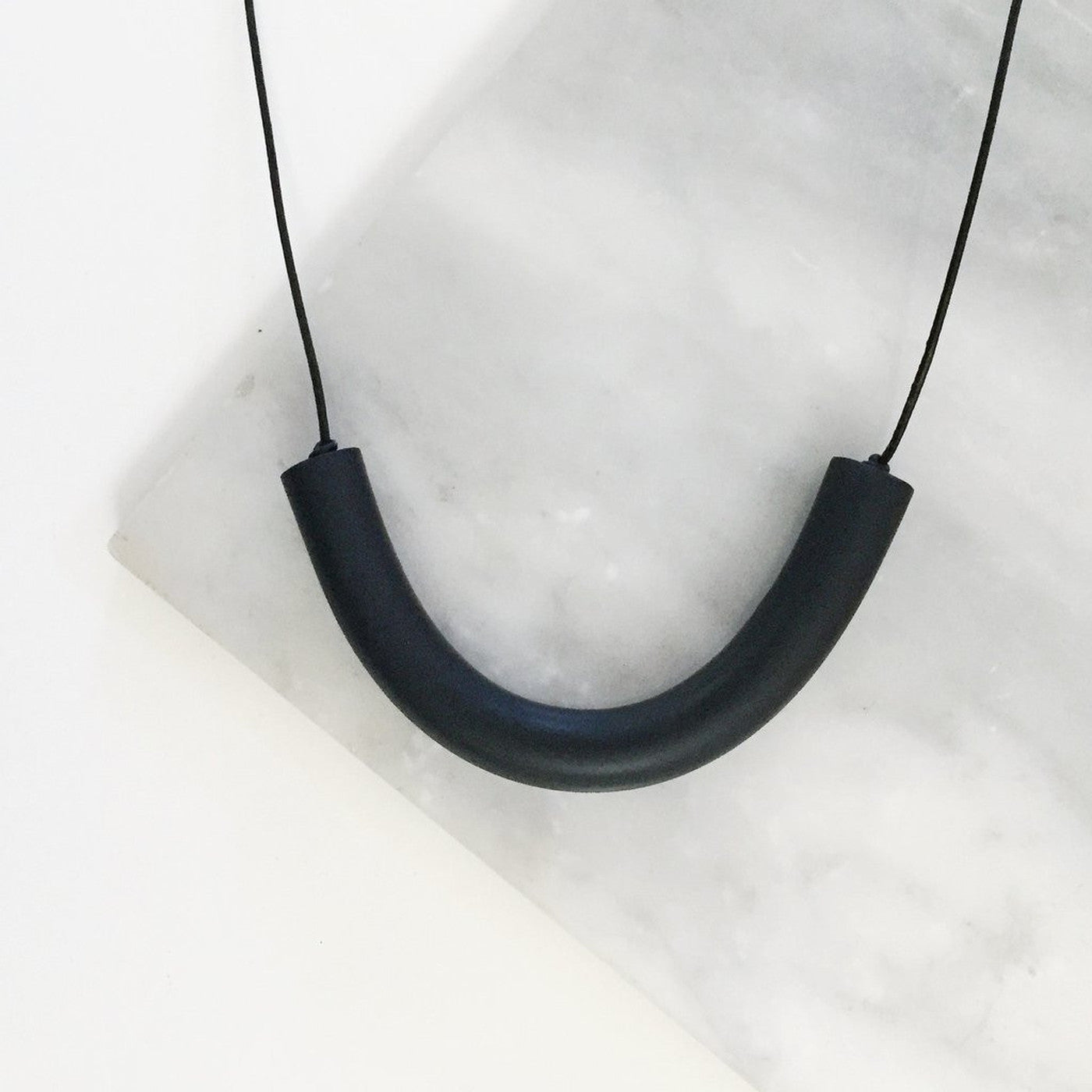 Matte Bar Necklace